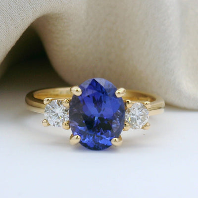 Tanzanite and Diamond Ring