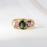 COLOURED SAPPHIRE RING