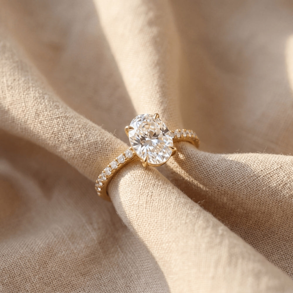 oval diamondengagment ring yellow gold