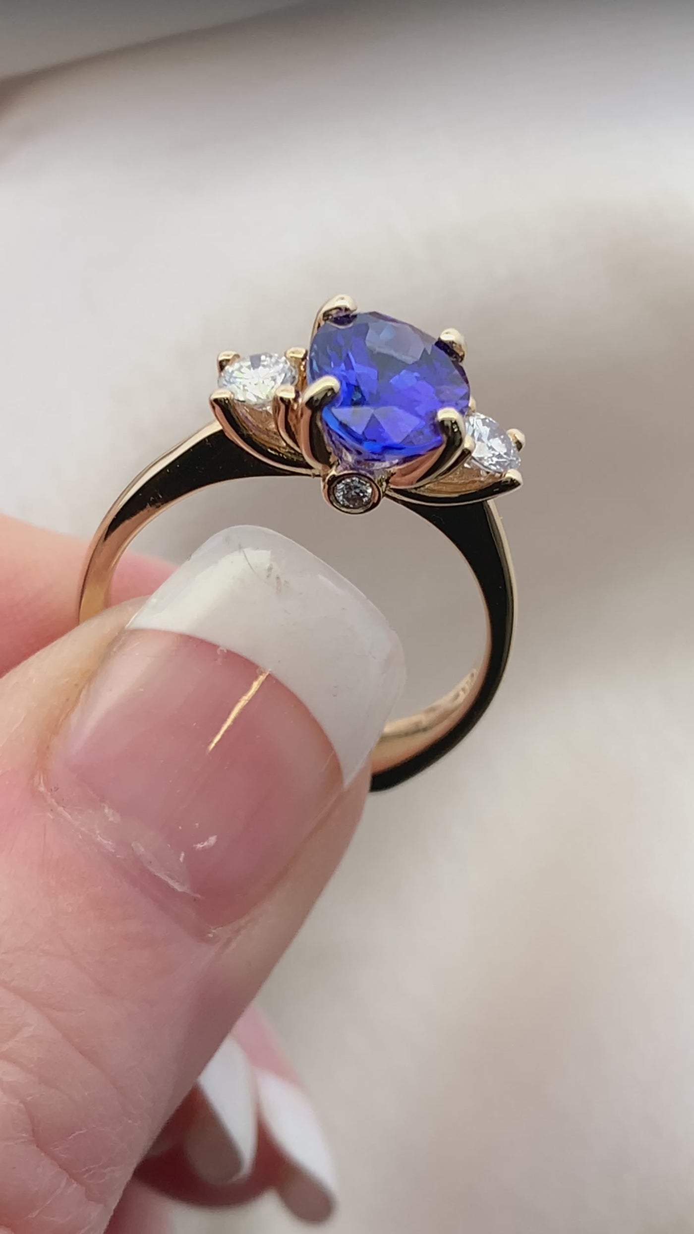 Tanzanite and Diamond Ring