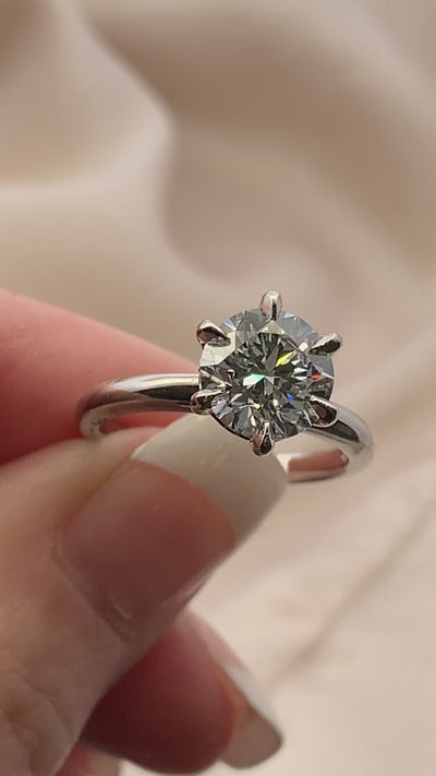 2.00 CT Diamond Solitaire Engagement Ring